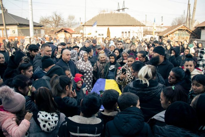В області сьогодні попрощалися з полеглим воїном – 01