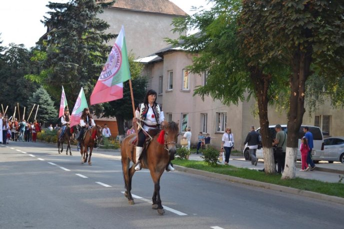У Рахові зафіксували новий гуцульський рекорд: найбільшу кількість трембіт в одній локації – 10 У Рахові зафіксували новий гуцульський рекорд: найбільшу кількість трембіт в одній локації – 10