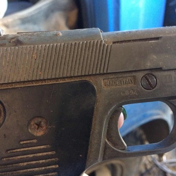 У чоловіка знайшли рушницю та пістолет – 04