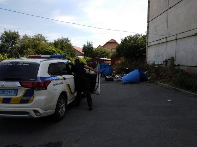 Вночі невідомі наробили біди у Мукачеві – 02