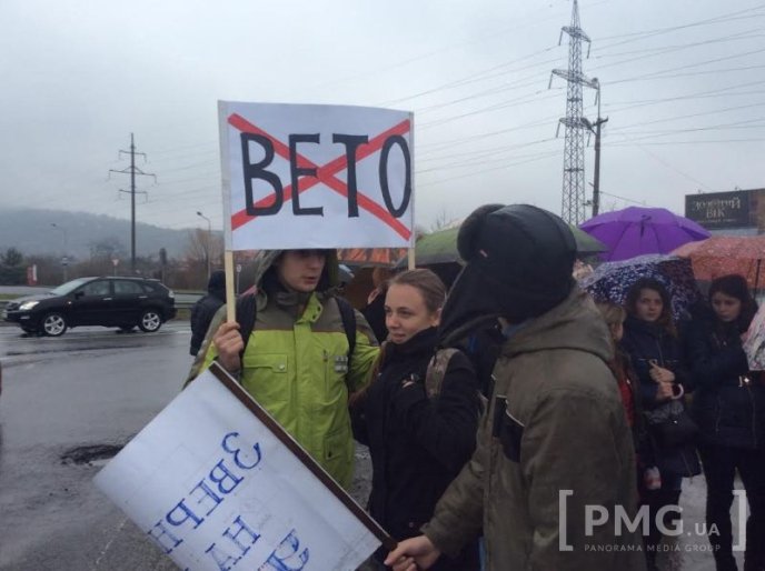 Якщо питання не вирішиться, студенти та викладачі пікетуватимуть Мукачівський міськвиконком – 05
