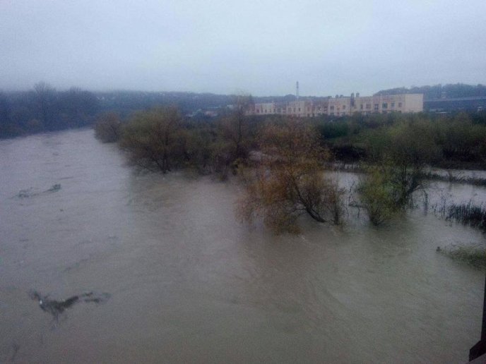 "Для жителів Радванки ця ситуація не дуже добра": Мирослав Горват про велику воду – 02 "Для жителів Радванки ця ситуація не дуже добра": Мирослав Горват про велику воду – 02