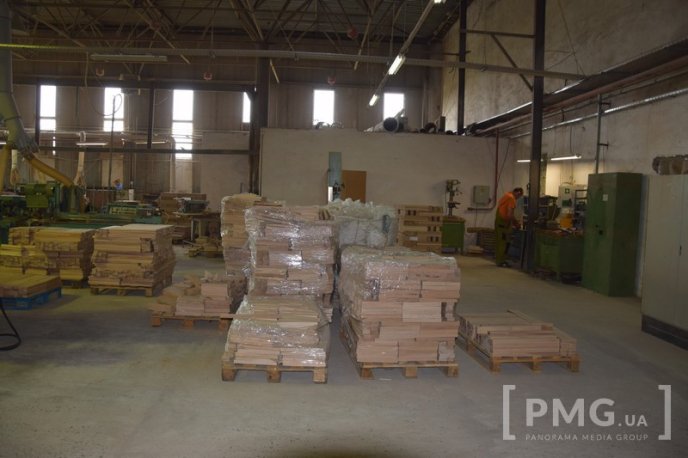 Закарпатці у маленькому селі виготовляють продукцію, яку купують у найрозвиненіших європейських країнах – 18