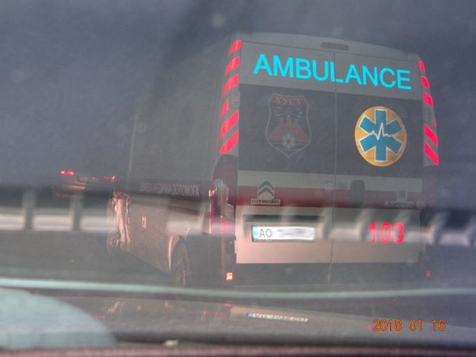 У ДТП потрапив автомобіль швидкої допомоги – 01