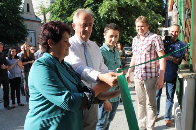 У Мукачеві відкрили перший ірландський паб "BarryBars" (ФОТОРЕПОРТАЖ) – 12