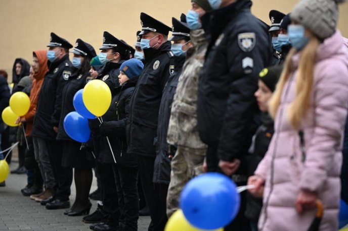 20 закарпатських поліцейських отримали нові квартири – 03