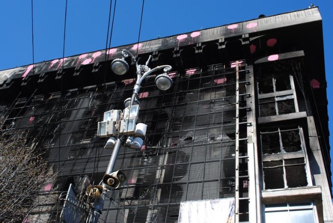 Один день з життя Майдану: на що перетворилась центральна площа України за місяць після революції (ФОТОРЕПОРТАЖ) – 13