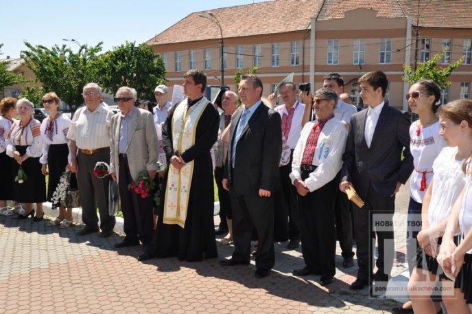 У Мукачеві відбулася панахида, приурочена річниці перепоховання Тараса Шевченка (ФОТО) – 27