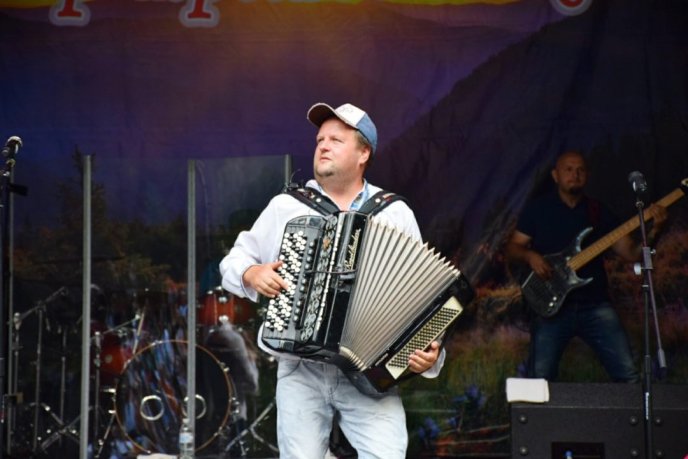 На березі озера Синевир відбувся колоритний фестиваль – 05