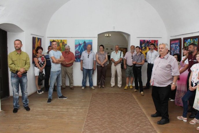 У Мукачеві відкрили виставку відомого закарпатського художника  – 01