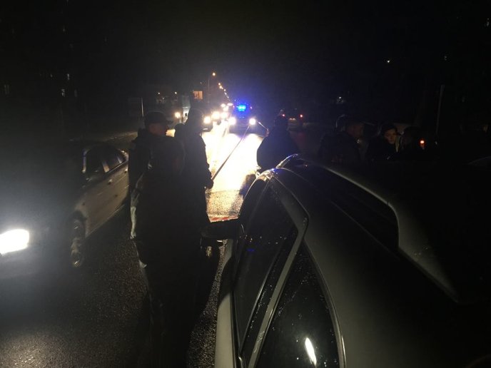 В Ужгороді авто з іноземними номерами збило пішохода – 01