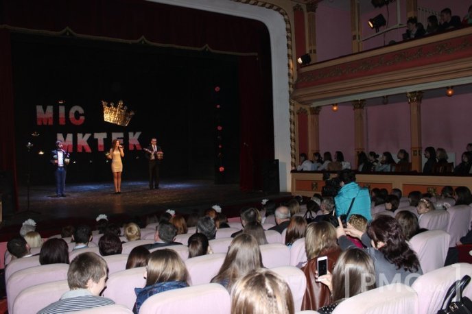 У Мукачеві визначили найгарнішу дівчину кооперативного торговельно-економічного коледжу – 06