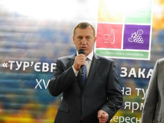 В Ужгороді стартувала найбільша туристична виставка області – 03