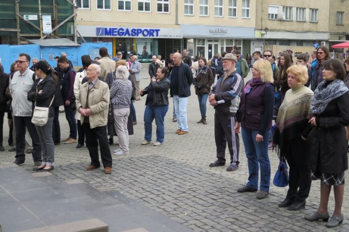 В Ужгороді відбулось віче проти сепаратизму, на якому висловили недовіру СБУ, прокуратурі та Москалю – 18
