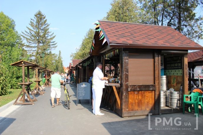 Фестиваль "Варишське пиво" стартував у Мукачеві: вже відомі ціни – 02