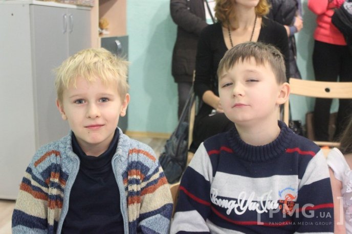 Жителі Мукачева подарували маленьким переселенцям із Донбасу свято – 02