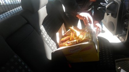 Угорець перевозив контрабандні цигарки, приховавши їх "Мівіною" – 03