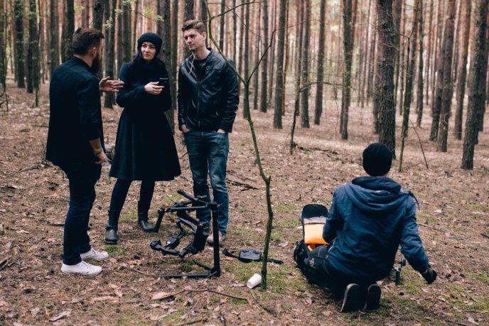 Таємничий та загадковий: гурт "Без обмежень" презентував новий кліп на пісню "Без неї ніяк" – 05