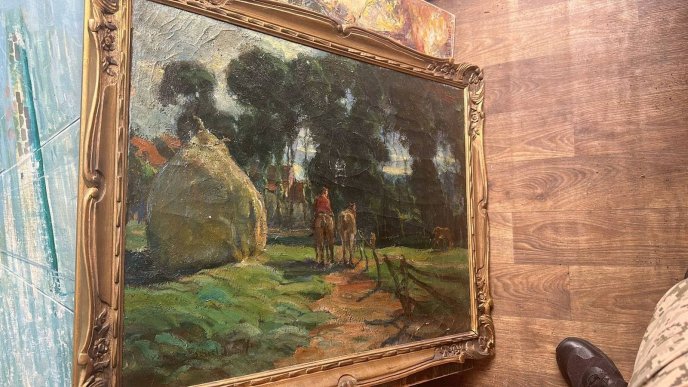 Закарпатець намагався нелегально провезти через кордон 18 творів мистецтва – 02