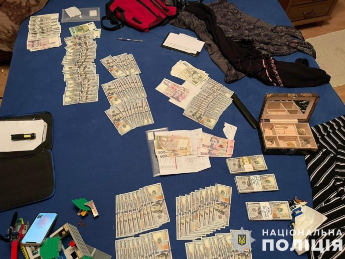 Погрожували вбити жінку: судитимуть зловмисників, які скоїли розбійний напад – 01 Погрожували вбити жінку: судитимуть зловмисників, які скоїли розбійний напад – 01