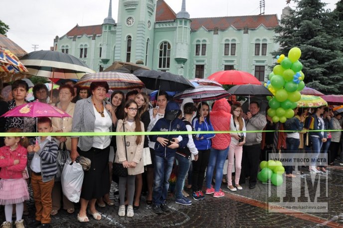 Парад випускників в центрі Мукачева: як це було (ФОТО) – 14