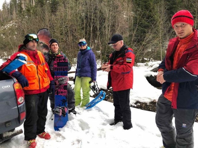 Через погану видимість у горах заблукали туристи – 03