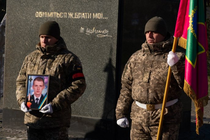 Вірив у перемогу України: в області поховали молодого військового – 05