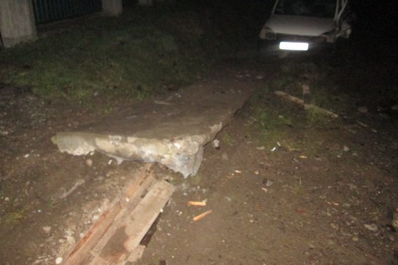 У ДТП постраждало двоє чоловіків. Один із них – у реанімації – 02 У ДТП постраждало двоє чоловіків. Один із них – у реанімації – 02