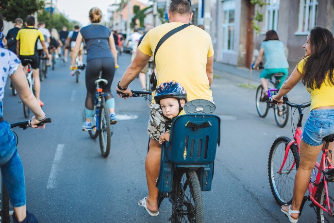Понад триста ужгородців взяли участь у велозаїзді вулицями обласного центру – 34