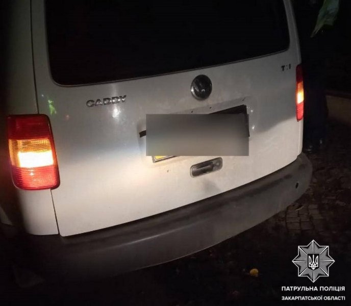 Патрульні розповіли про нічний випадок, який стався в Ужгороді – 02