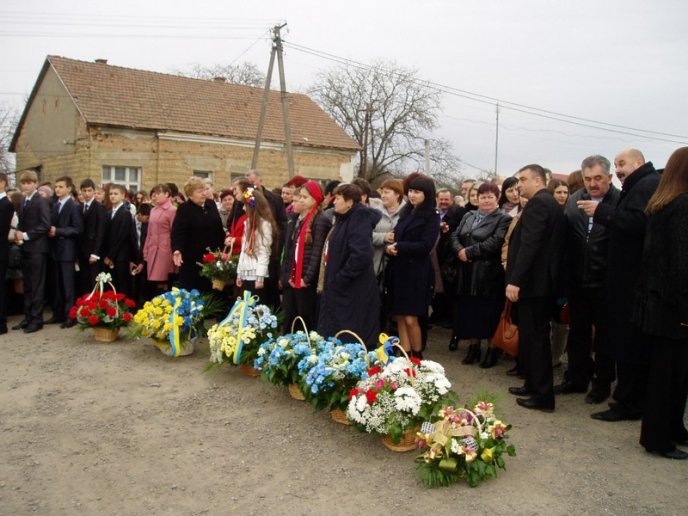 У Великих Лучках урочисто вшанували Великого Кобзаря (ФОТО) – 01