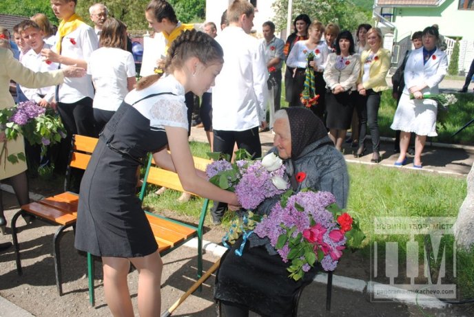 Громада Мукачівщини також відзначила День пам’яті та примирення (ФОТОРЕПОРТАЖ) – 10