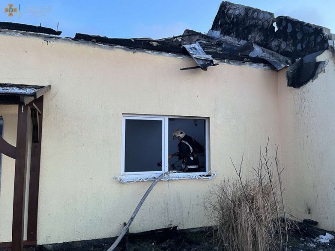 На Закарпатті горів відомий ресторан – 04