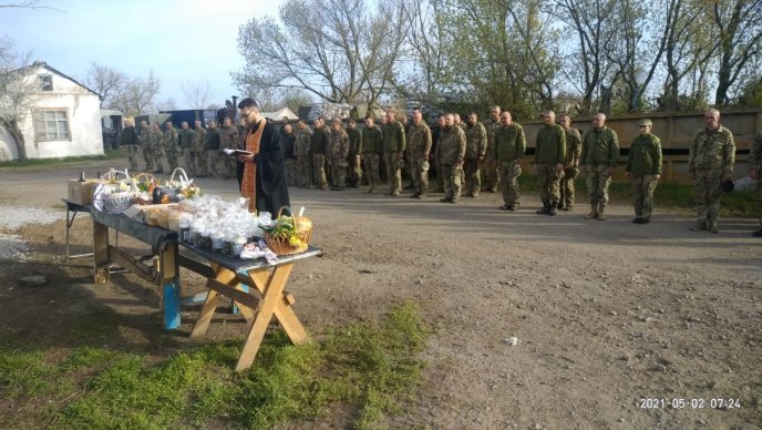 Пасочка у шоломі: як гірські штурмовики Великдень святкували – 08