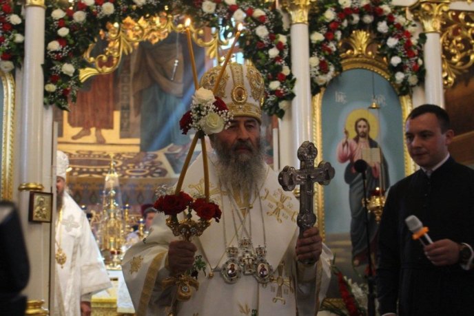 Митрополит Онуфрій відслужив Літургію у Свято-Вознесенському жіночому монастирі, що на Тячівщині – 03 Митрополит Онуфрій відслужив Літургію у Свято-Вознесенському жіночому монастирі, що на Тячівщині – 03