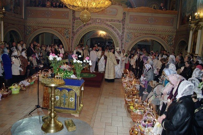 Великдень в Мукачеві: як це було (ФОТОРЕПОРТАЖ) – 06