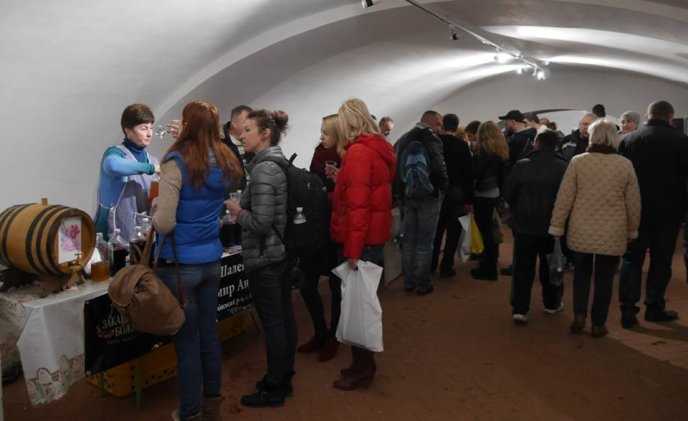 В Ужгороді триває фестиваль молодого вина "Закарпатське Божоле" – 10
