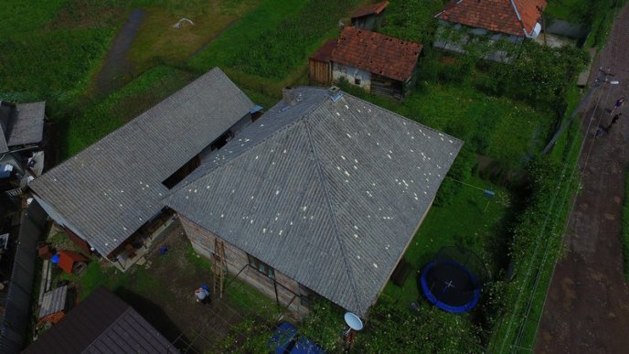 На Закарпатті негода пошкодила понад 800 будинків – 04