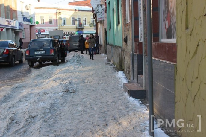 Слизькі дороги або безкоштовний атракціон фестивалю “Червене вино” – 05 Слизькі дороги або безкоштовний атракціон фестивалю “Червене вино” – 05