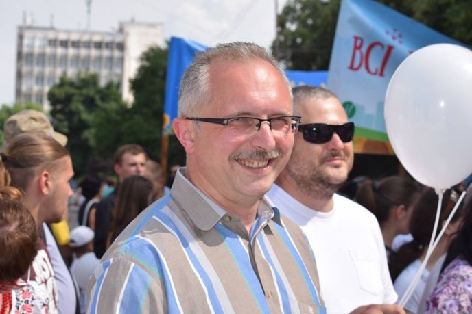 В Ужгороді проходить хода на захист сімейних цінностей – 06