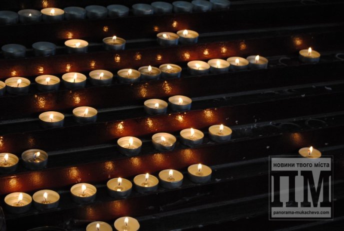 "Герої не вмирають!"У Мукачеві попрощалися з Вільгельмом Штольцелем, полеглим під Зеленопіллям (ФОТО) – 01