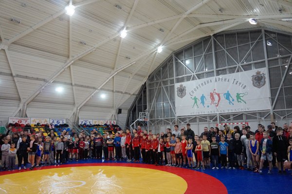 У Тячеві провели новорічний турнір з греко-римської боротьби – 15