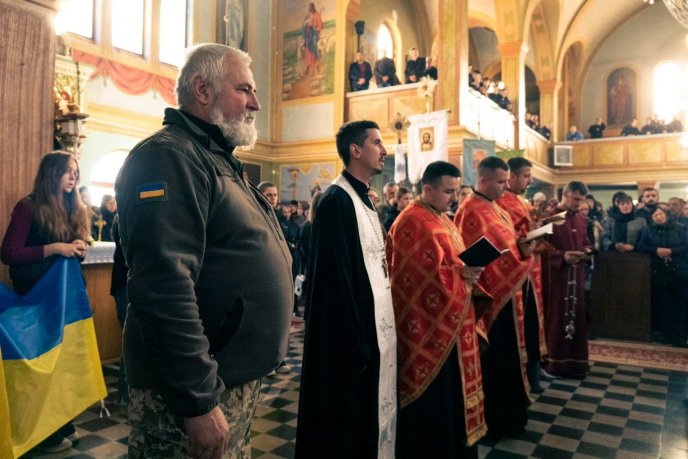 Мукачівська громада провела в останню дорогу полеглого Героя – 08