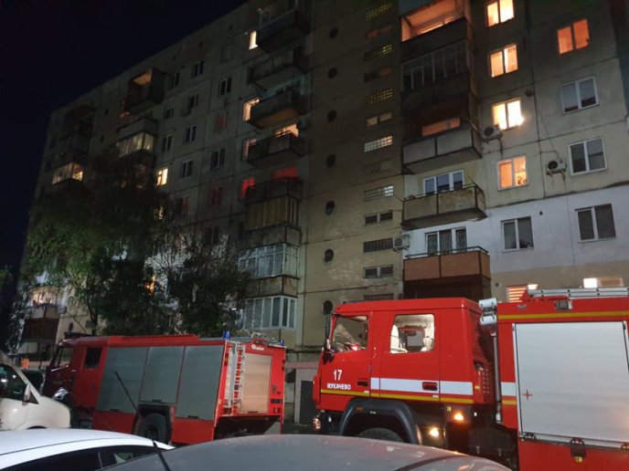 Рятувальники розповіли про пожежу в одній із багатоповерхівок Мукачева – 01