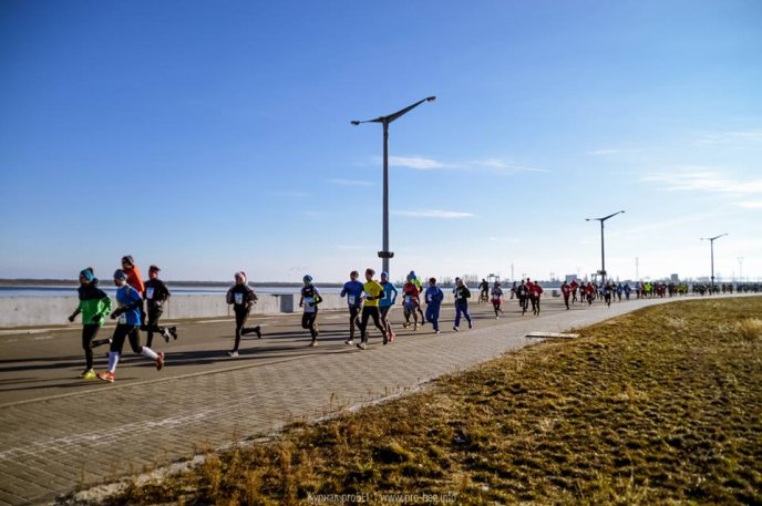 Мукачівець здобув перемогу у престижному новорічному напівмарафоні (ФОТО) – 03