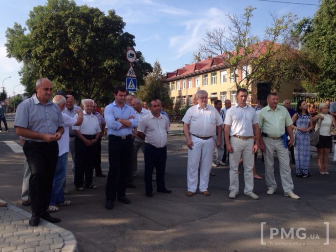 У Мукачеві з’явився пам’ятник, аналогів якому немає в Україні – 02 У Мукачеві з’явився пам’ятник, аналогів якому немає в Україні – 02