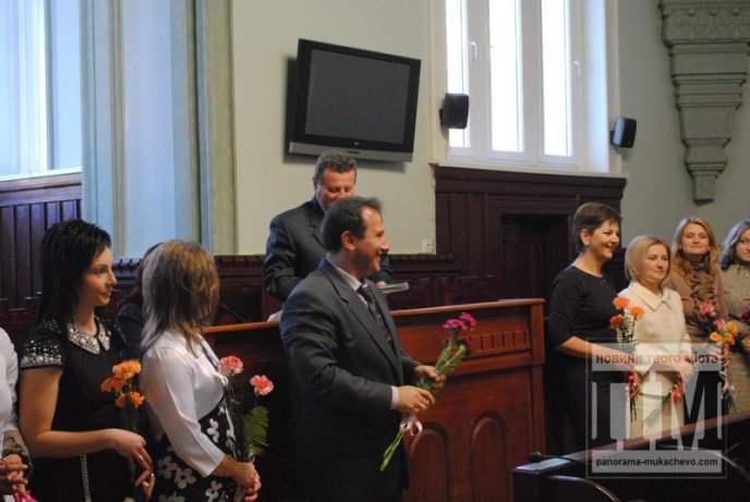 У Мукачеві відбулось урочисте нагородження переможців І етапу конкурсу "Учитель року" (ФОТО) – 07