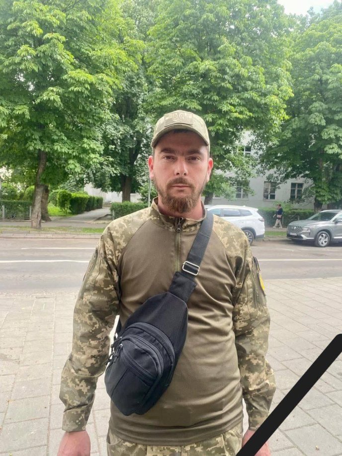 Великолучківська громада втратила захисника на війні – 01 Загинув військовий Василь Васильович Довганич