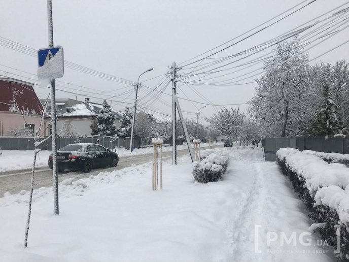 Наслідки негоди: Мукачево потопає у снігу – 06 Наслідки негоди: Мукачево потопає у снігу – 06