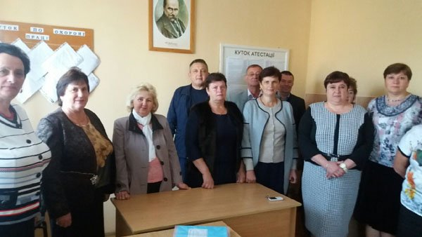 Освітяни Тячівщини та Рахівщини приймали вітання з нагоди Дня вчителя – 11